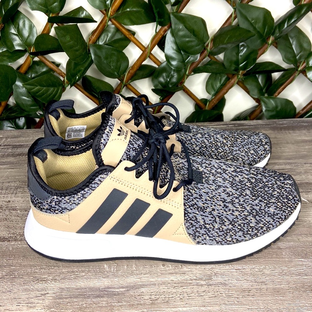 Adidas tennis shoes